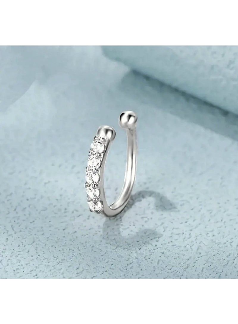 ڤيا ✨ مشبك أنف ذهبي فاخر مرصّع بالأحجار – بدون ثقب - Image 5